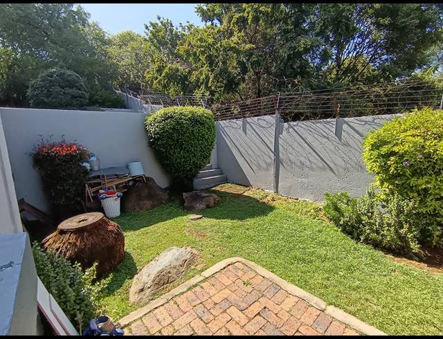 2 BEDROOM APARTMENT FOR SALE IN BASSONIA